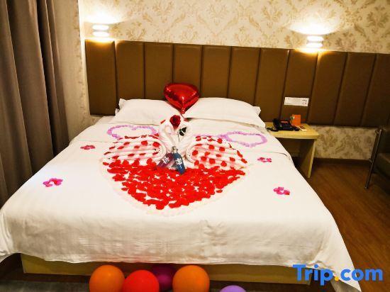 Хойчжоу: 7 Days Inn Huizhou Railway Station Xiaojinkou Branch