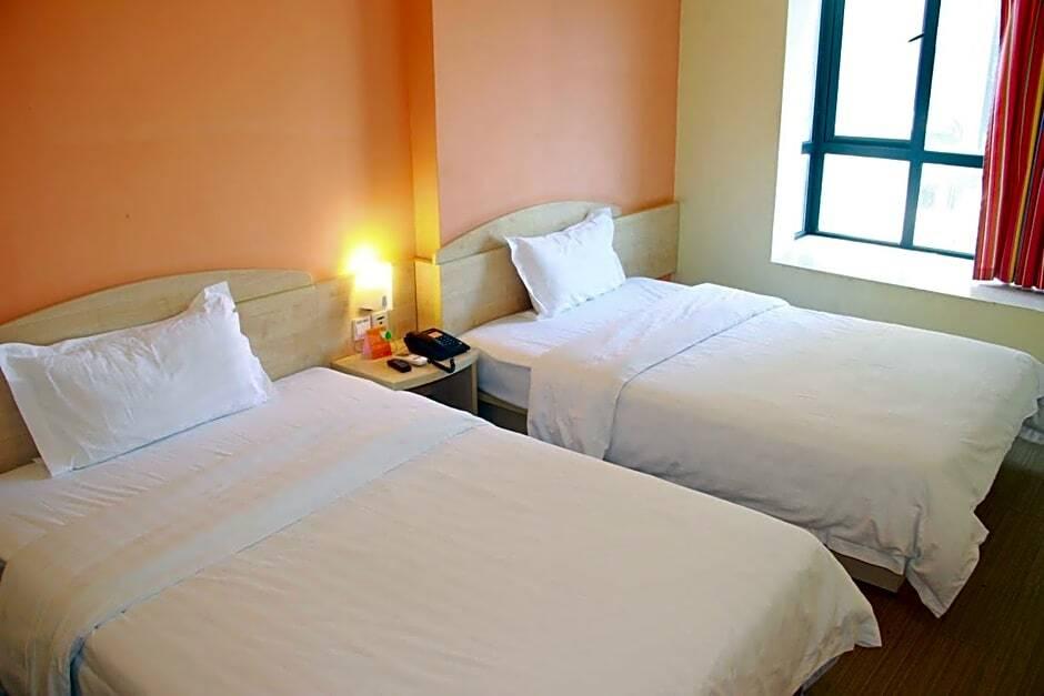 Хойчжоу: 7 Days Inn Huizhou Railway Station Xiaojinkou Branch