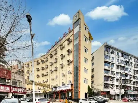 Цзиндэчжэнь: Meiqu Qingju Hotel (Jingdezhen People's Square)