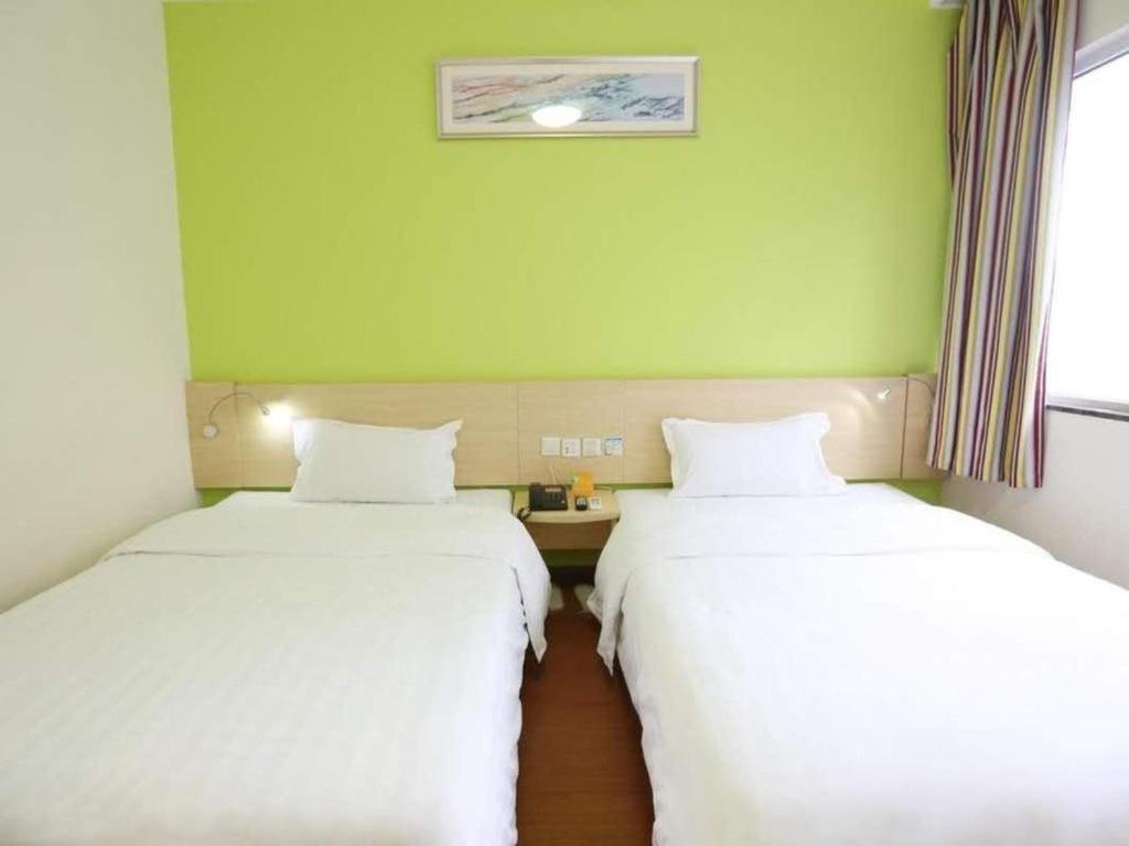Наньчан: 7 Days Inn Nanchang Ba Yi Square Songbai Branch