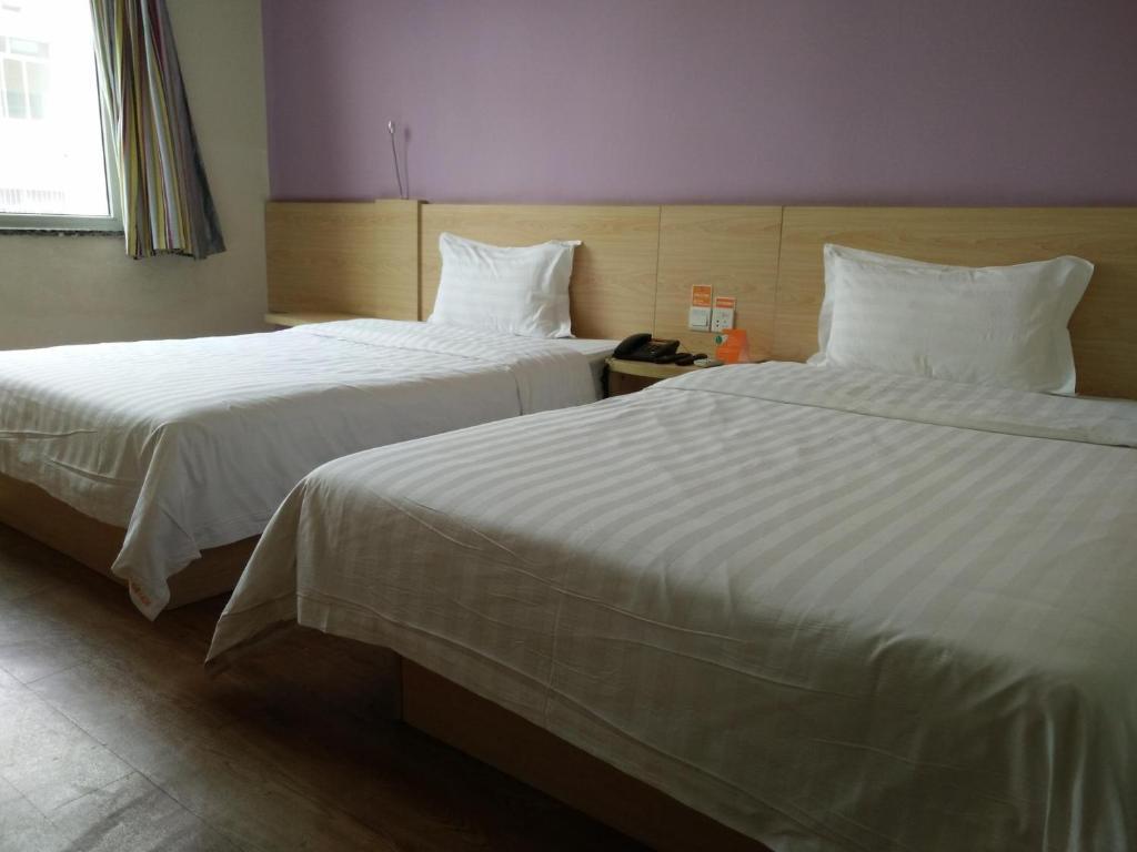Наньчан: 7 Days Inn Nanchang Ba Yi Square Songbai Branch