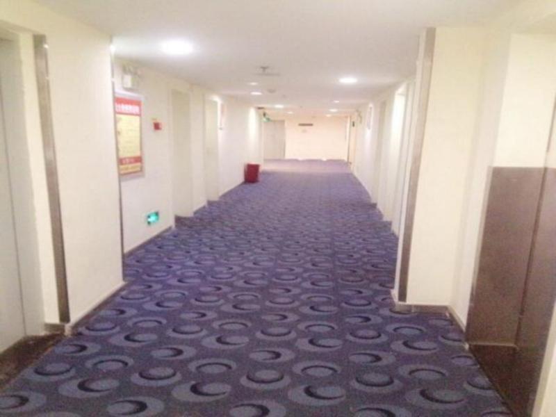 Наньнин: 7Days Inn Nanning Railway Station