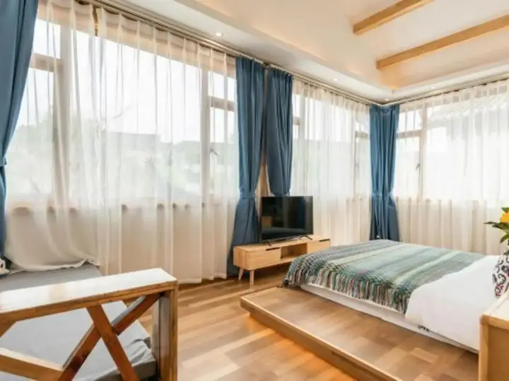 Лицзян: Lijiang Yijing Inn