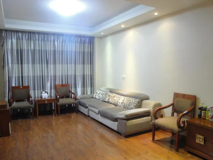 Муданьцзян: Mudanjiang Wan Zai Business Hotel