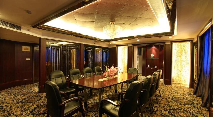 Харбин: Victories Hotel