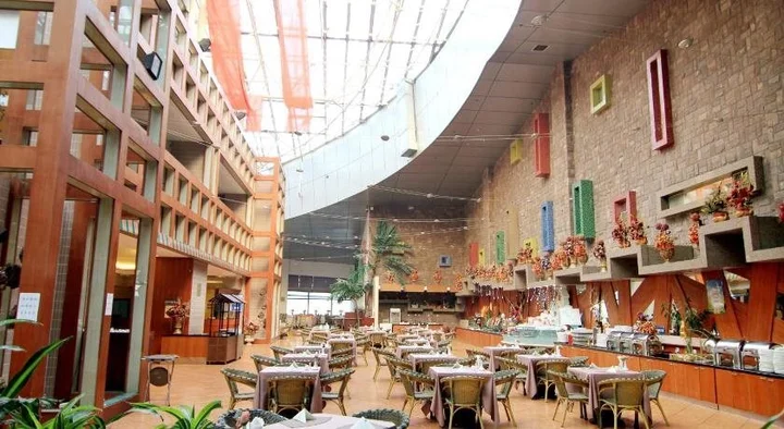 Харбин: Victories Hotel