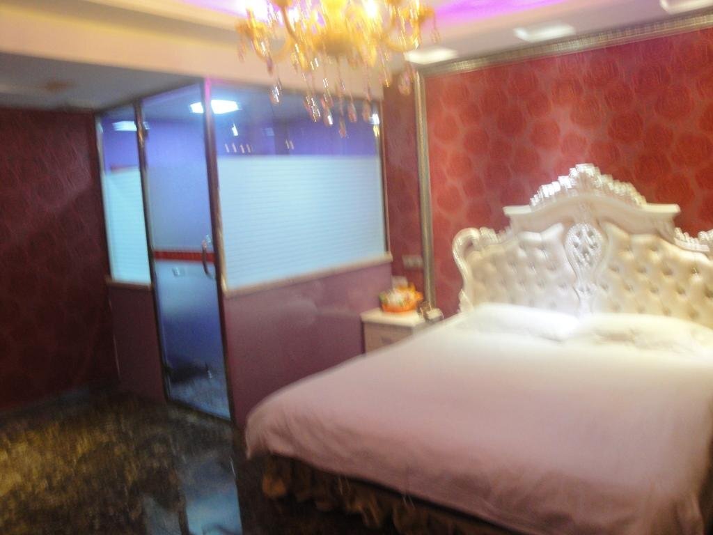 Муданьцзян: Mango Theme Hotel (Mudanjiang No. 4 Middle School)
