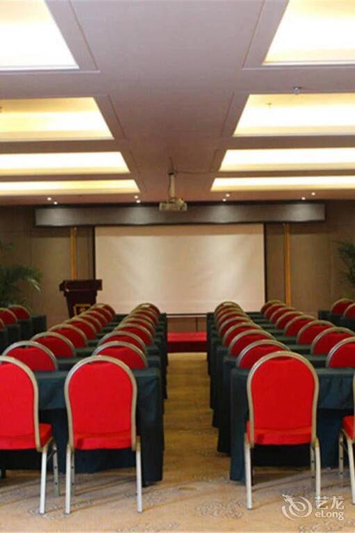 Наньнин: Jing Tong 101 Hotel Nanning