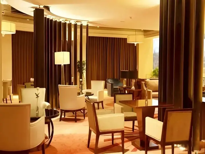 Нинбо: Ningbo East Harbour Hotel