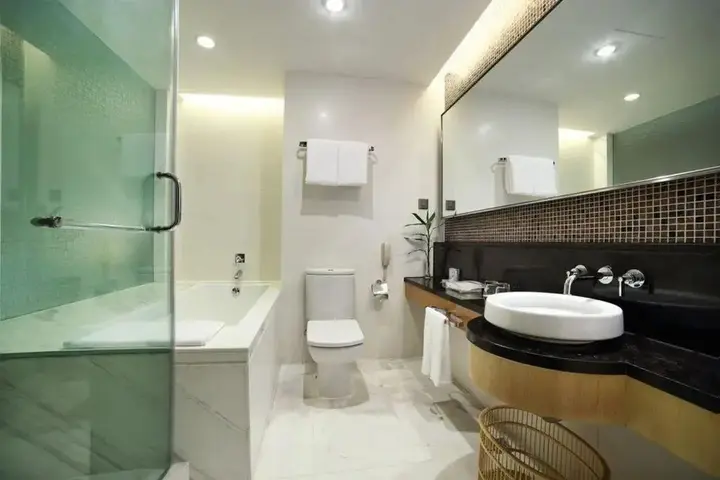 Нинбо: Ningbo East Harbour Hotel