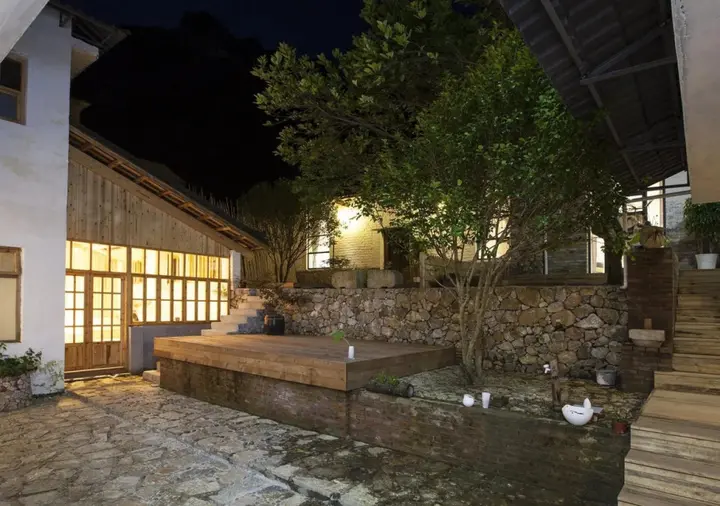 Яншо: Zen Box House