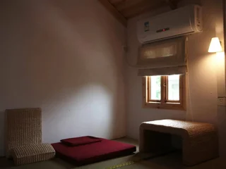 Яншо: Zen Box House