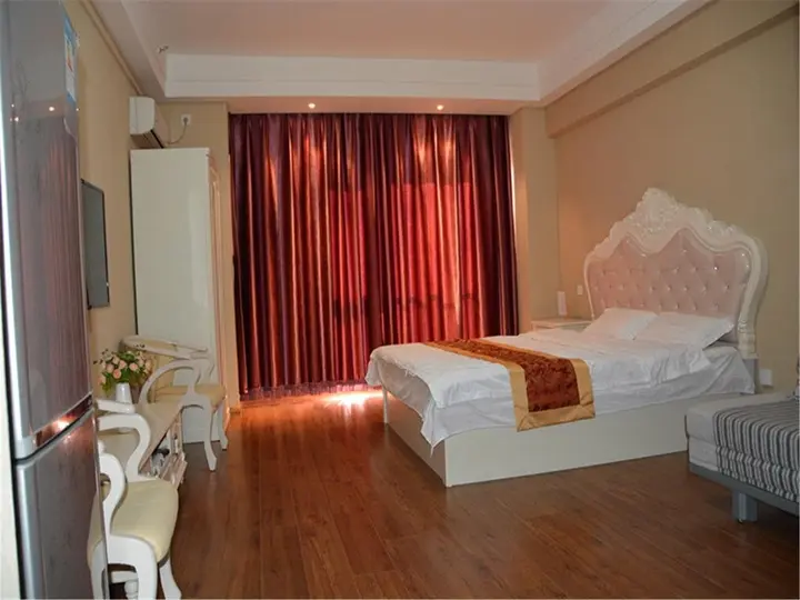 Далянь: Hanlinge Apartment