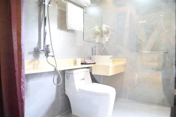 Циндао: Adela Boutique Hotel
