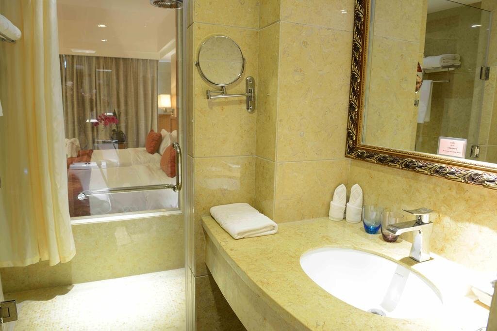 Учжишань: Leroy Hotel Wu Zhi Shan