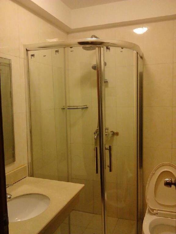 Чжанцзяцзе: Longyi Business Hotel