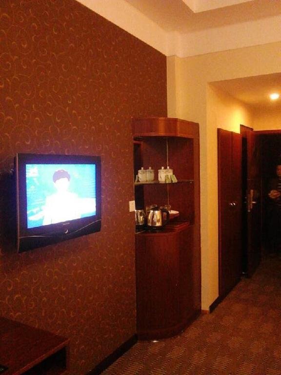 Чжанцзяцзе: Longyi Business Hotel