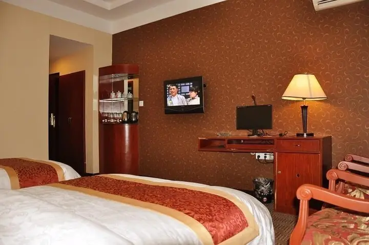 Чжанцзяцзе: Longyi Business Hotel