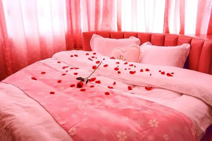 Чжанцзяцзе: Zhangjiajie Meet Themed Inn