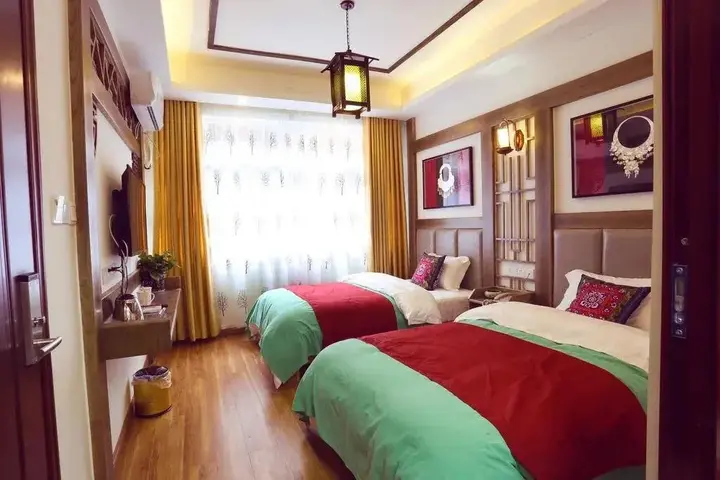 Чжанцзяцзе: Zhangjiajie Meet Themed Inn