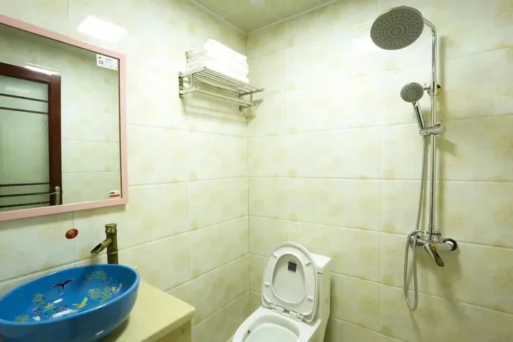 Чжанцзяцзе: Zhangjiajie Meet Themed Inn