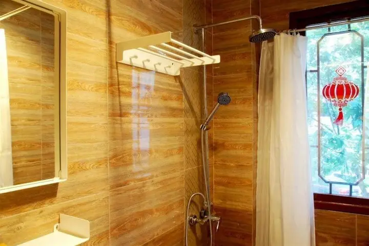 Чэнду: Chengdu Brocade Inn