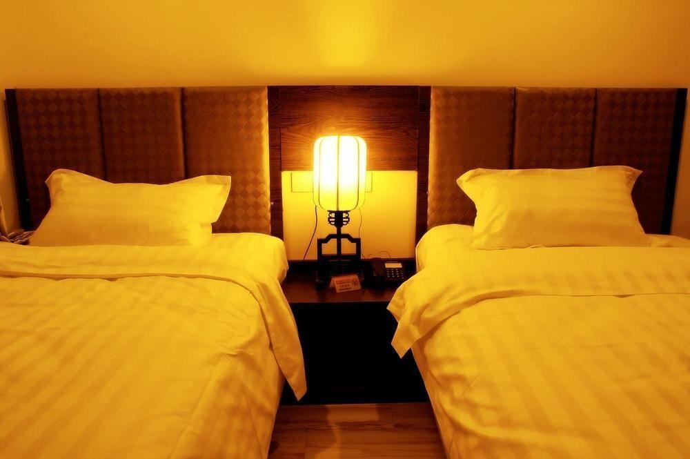Чэнду: Chengdu Brocade Inn