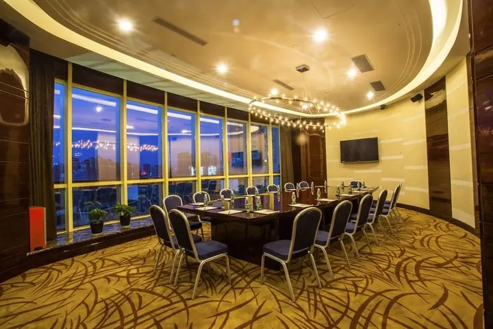 Чанша: Days Hotel and Suits China Town Changsha