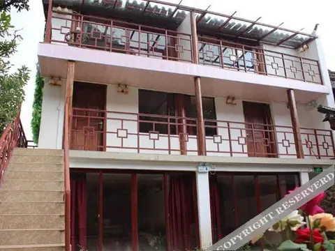 Лицзян: 丽江朝暮居观景客栈(丽江巢客栈)