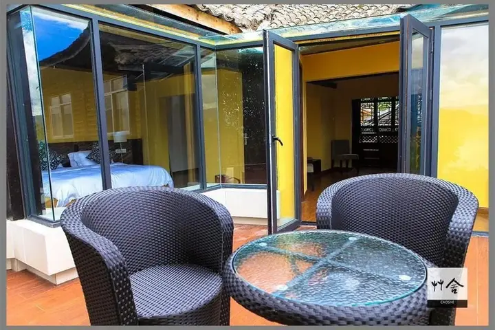 Лицзян: Lugu Lake Caoshe Vacation Inn