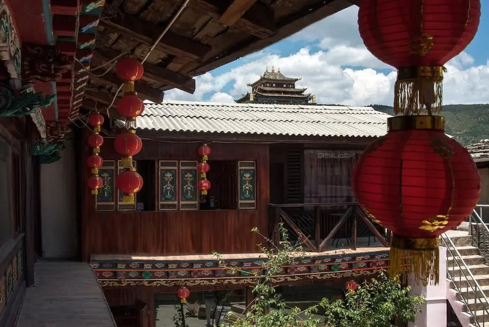 Шангри-Ла: Shangri-La 3 are 3 resortel