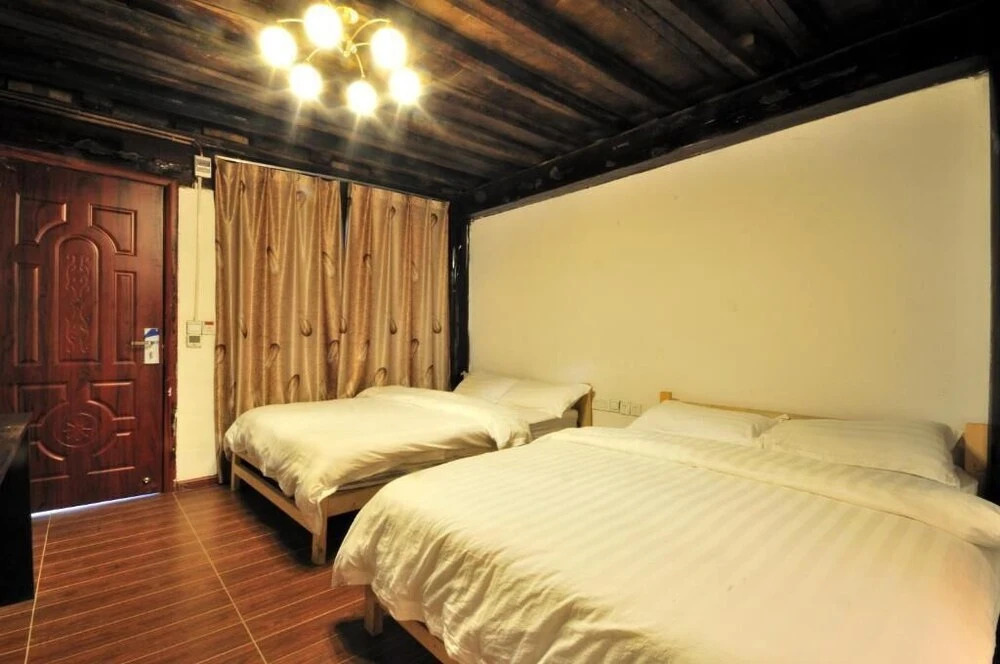 Шангри-Ла: Shangri-La 3 are 3 resortel