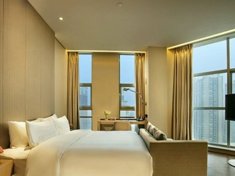 Ухань: Joya Wuhan Optics Valley