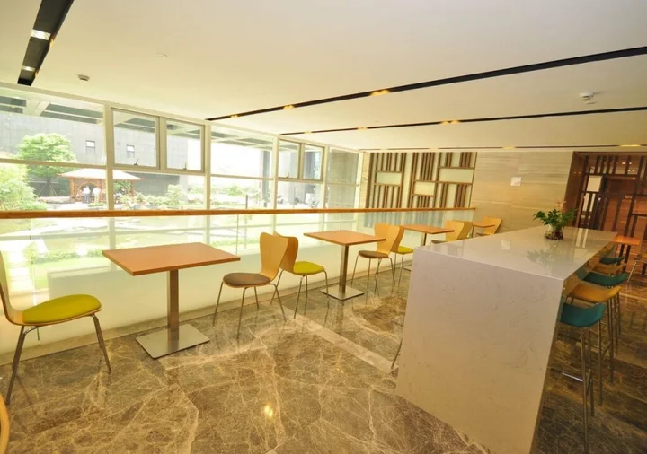 Ханчжоу: Holiday Inn Express Hangzhou Huanglong