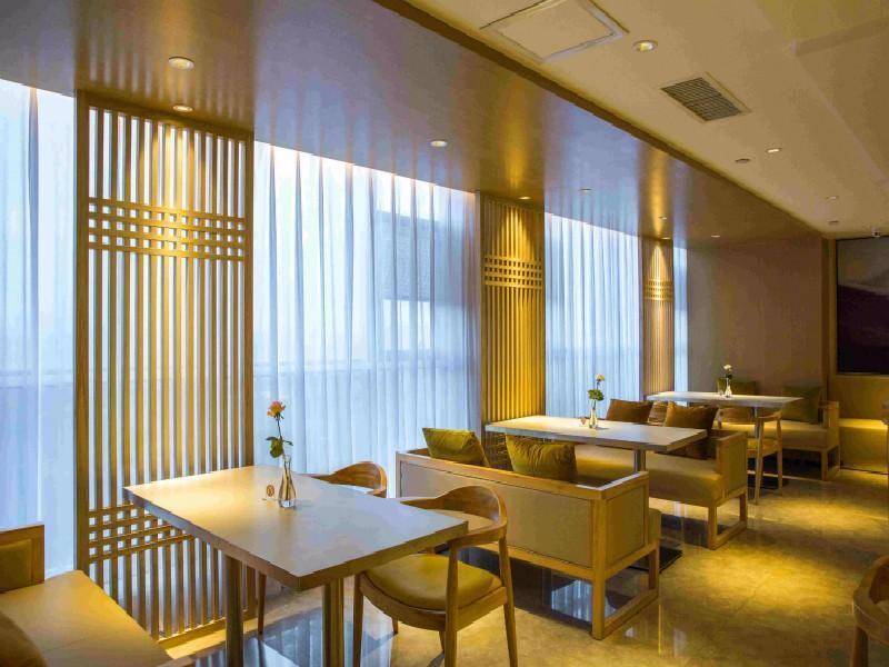 Куньмин: Jinjiang Inn Select Kunming High-speed Railway Station