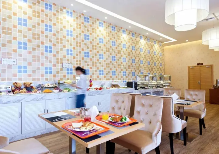 Чэнду: Ibis Wenjiang Floraland
