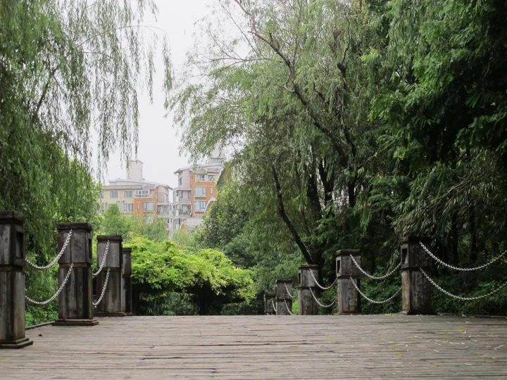 Шанхай: B&B Park side