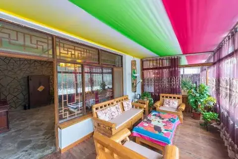 Пекин: Beijing Badaling Leo Great Wall Hostel