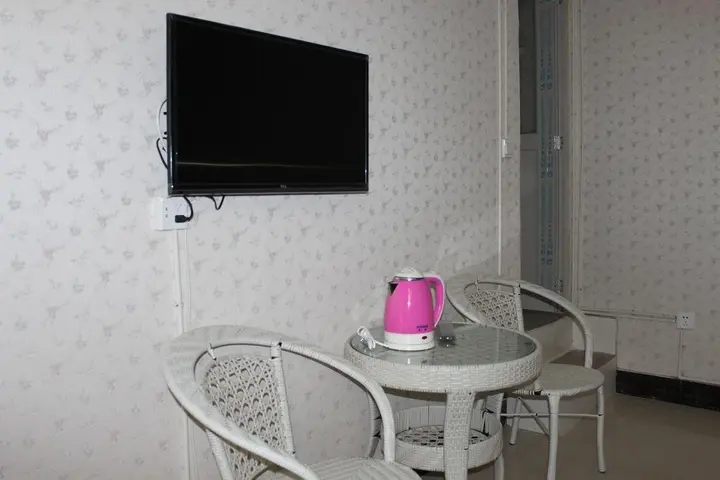 Куньмин: Kunming Peaceful Hotel Changshui Airport Branch
