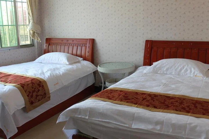 Куньмин: Kunming Peaceful Hotel Changshui Airport Branch