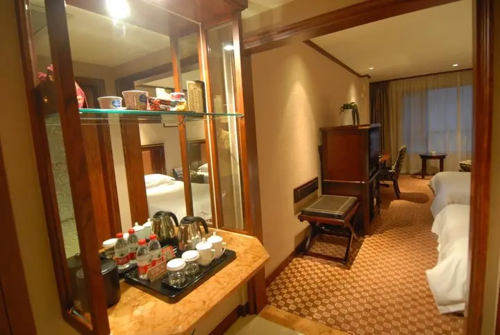 Нинбо: Ningbo Hai Ju Hotel