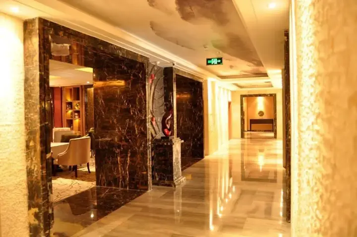 Сичан: Mareka Haihe International Hotel