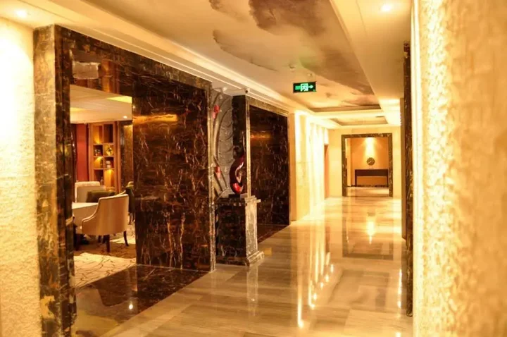 Сичан: Mareka Haihe International Hotel