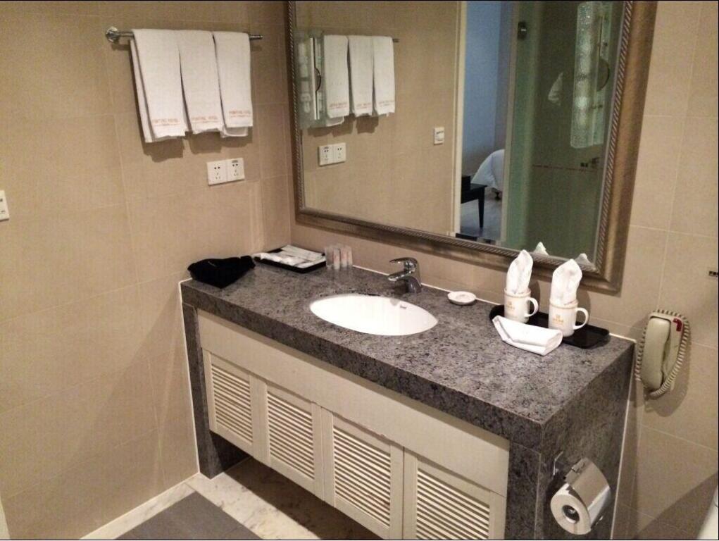 Шанхай: New Fortune Hotel Shanghai