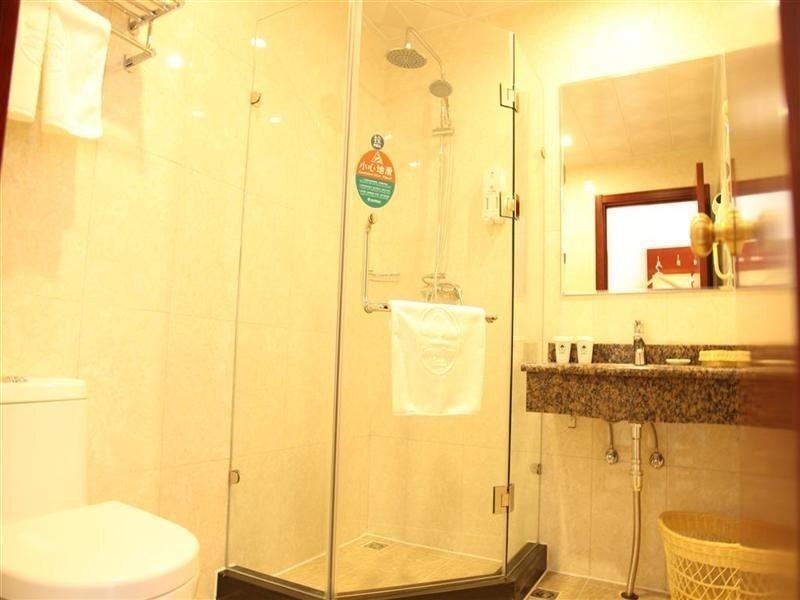Шанхай: GreenTree Inn Shanghai Changxing Island Yuansha Business Hotel