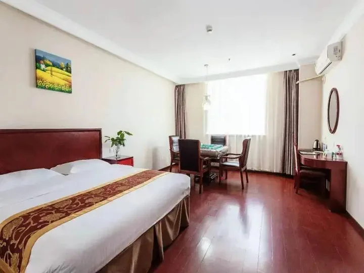 Шанхай: GreenTree Inn Shanghai Changxing Island Yuansha Business Hotel