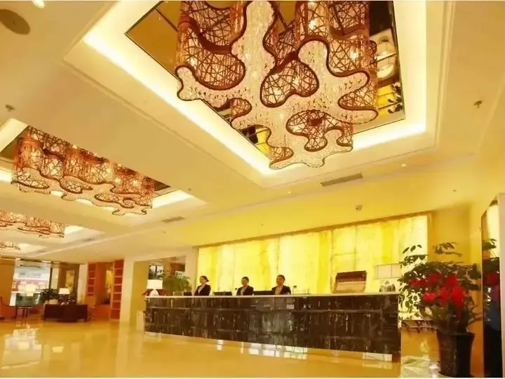 Чэнду: Chengdu Jingtong 101 Hotel