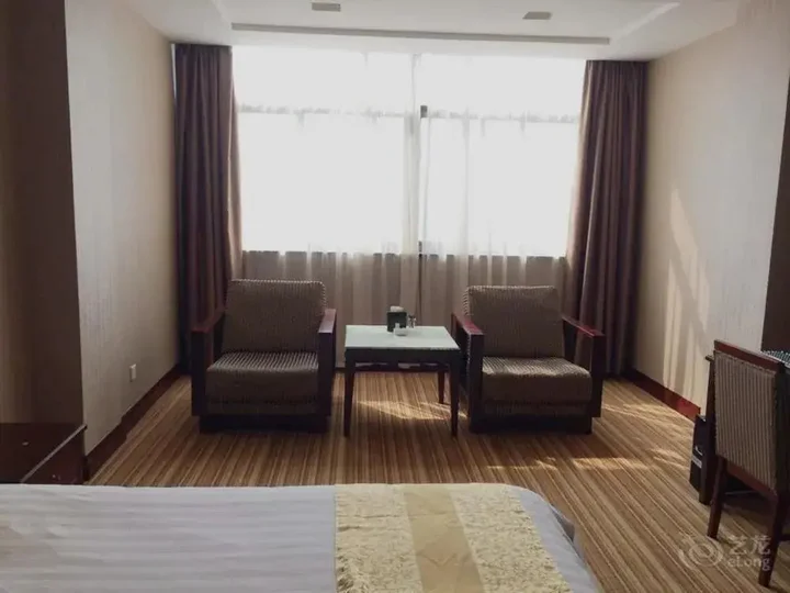 Нанкин: Nanjing Huadong Hotel
