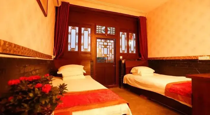 Цзиньчжун: Pingyao Longyuan Inn