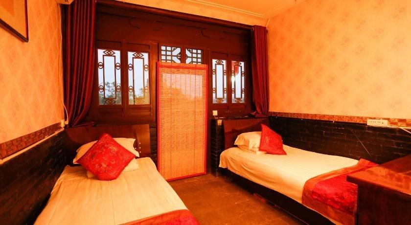 Цзиньчжун: Pingyao Longyuan Inn
